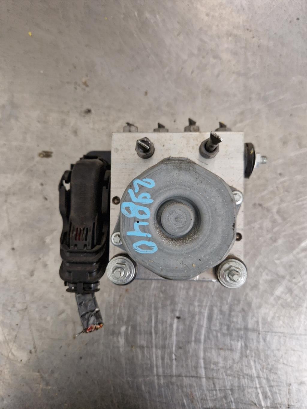 Bloc ABS (freins anti-blocage) RENAULT CLIO 4 PHASE 1 Diesel - 1