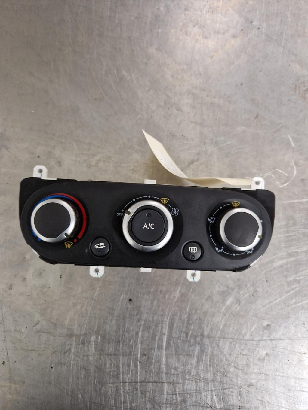 Commande chauffage RENAULT CLIO 4 PHASE 1 Diesel - 1