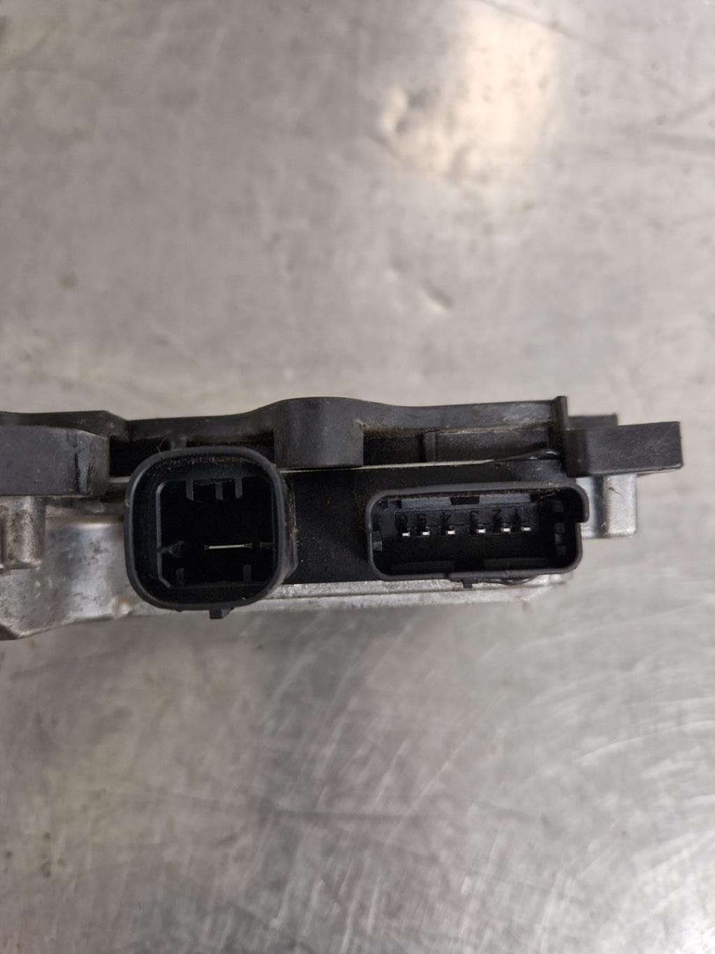 ECU start stop PEUGEOT 208 1 PHASE 2 Essence - 1
