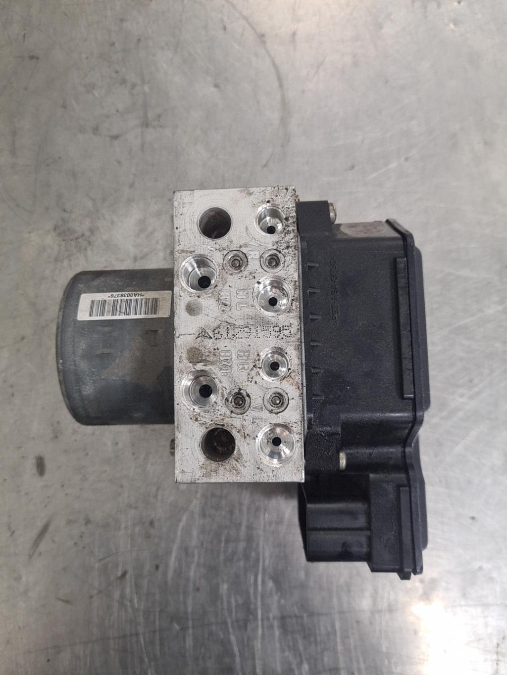 Bloc ABS (freins anti-blocage) FORD MONDEO 3 PHASE 2 BREAK Diesel - 1