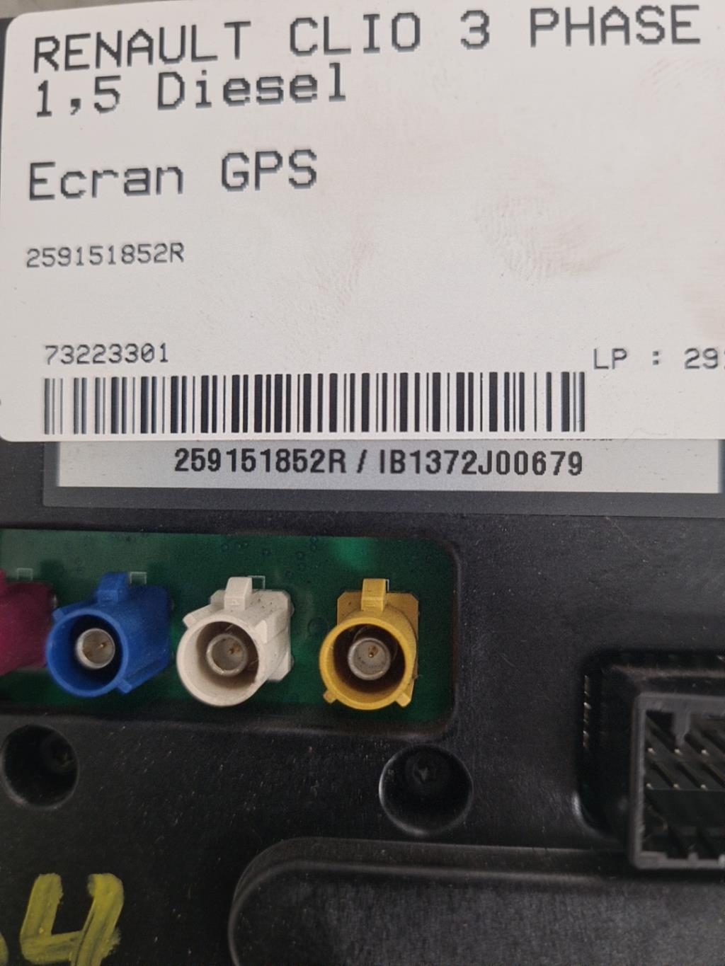 Ecran GPS RENAULT CLIO 3 PHASE 2 Diesel - 1