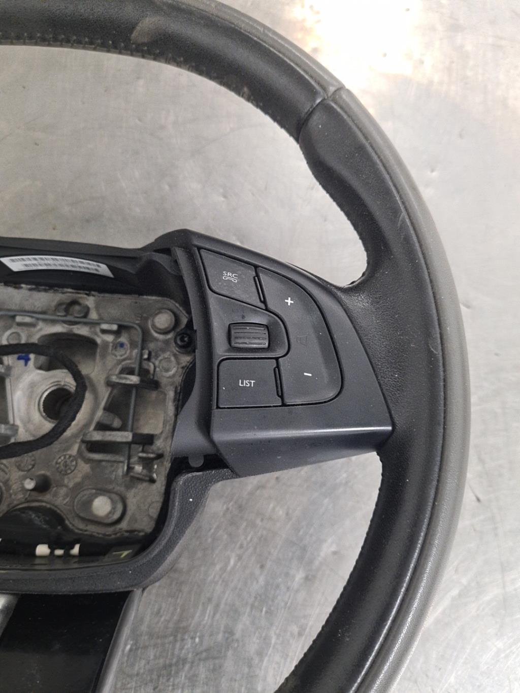 Volant CITROEN C4 CACTUS Essence - 1