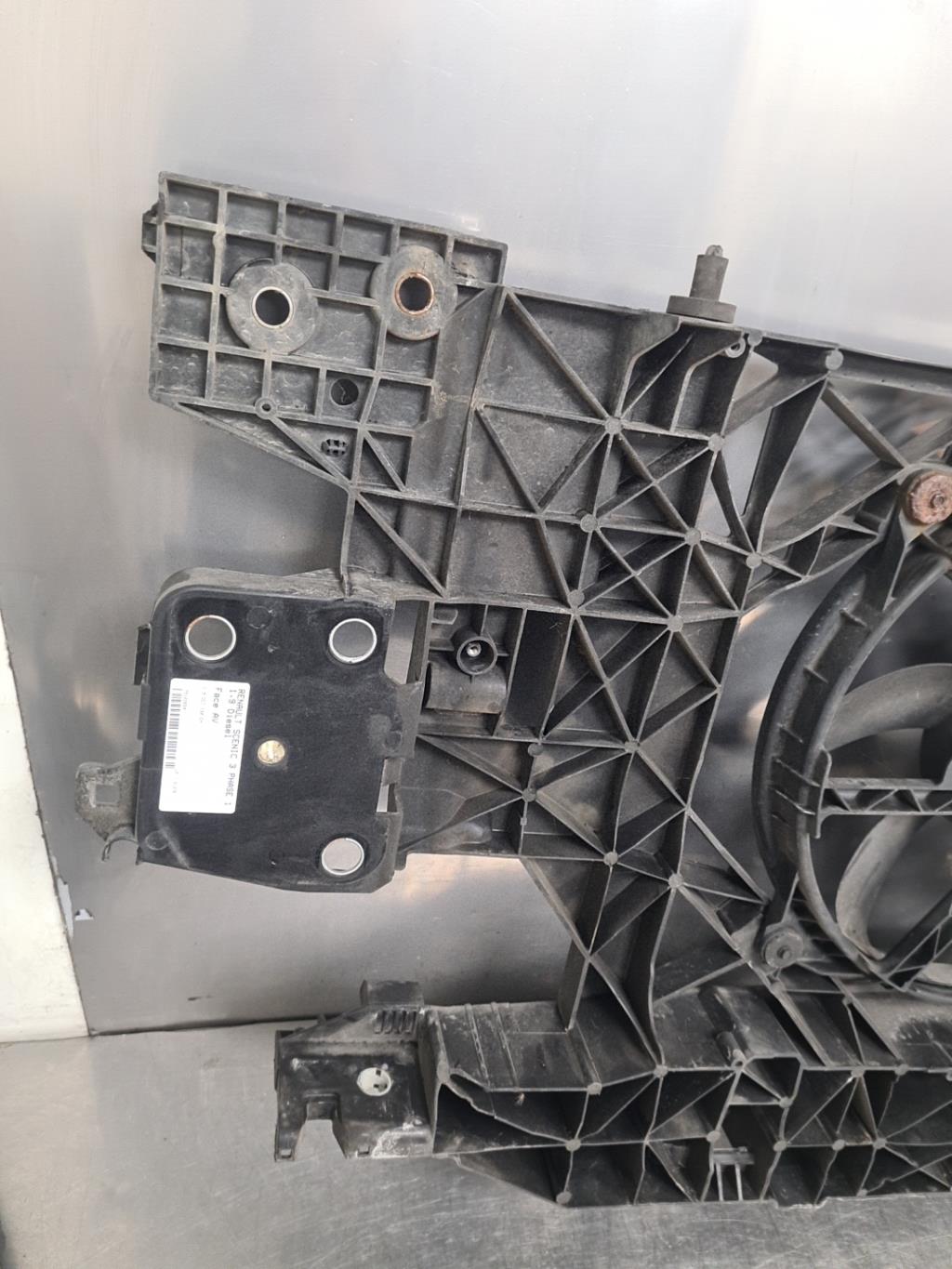Face avant RENAULT SCENIC 3 PHASE 1 Diesel - 1