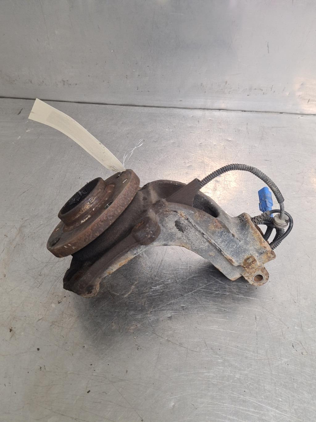 Moyeu avant droit CITROEN C3 3 PHASE 1 Essence - 1