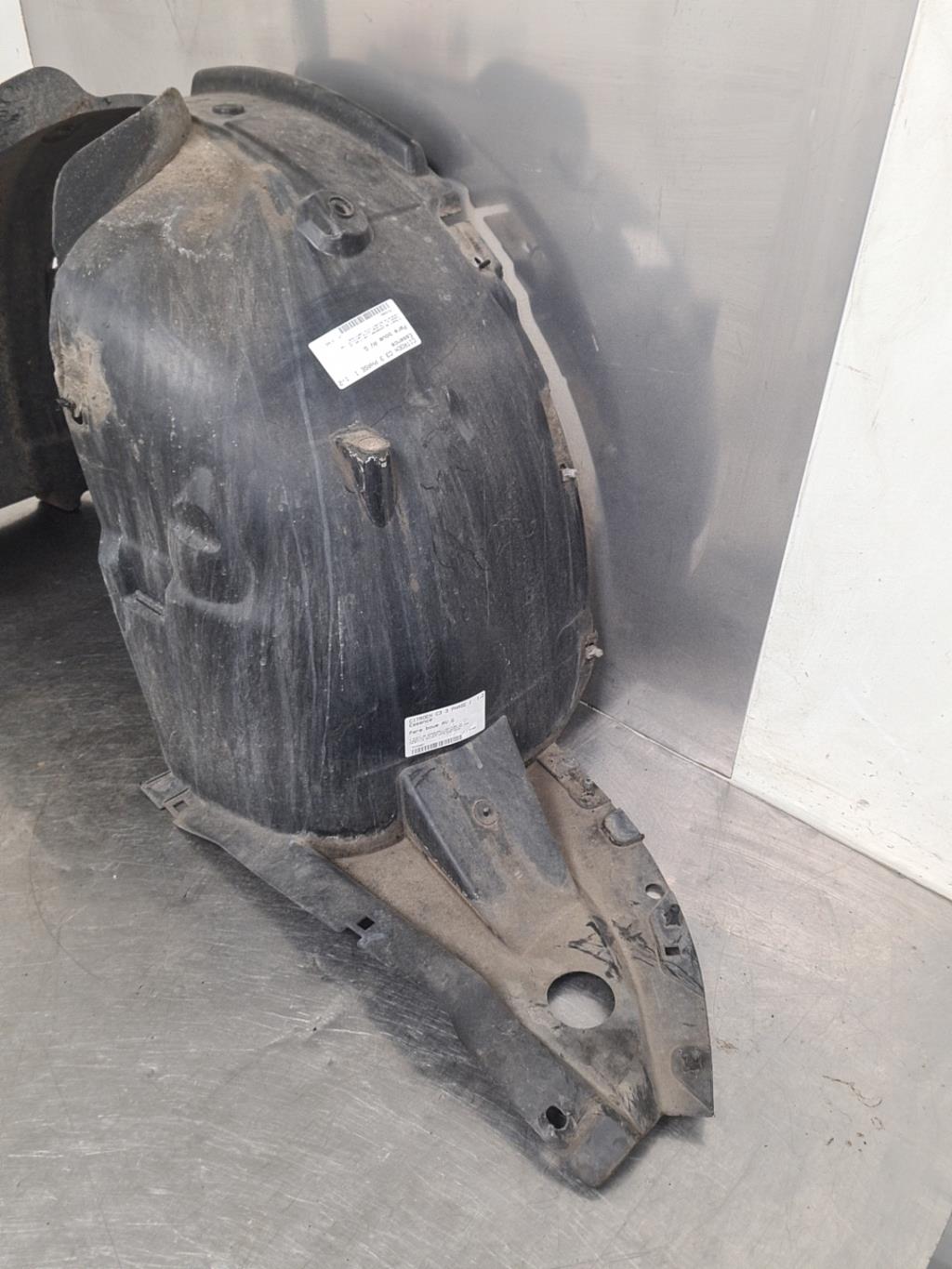 Pare boue avant gauche CITROEN C3 3 PHASE 1 Essence - 1