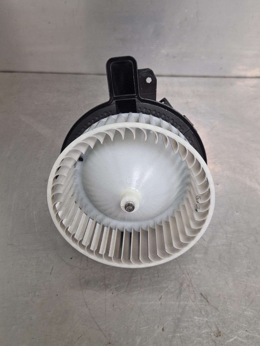 Pulseur d'air VOLKSWAGEN POLO 6 PHASE 1 Essence - 1