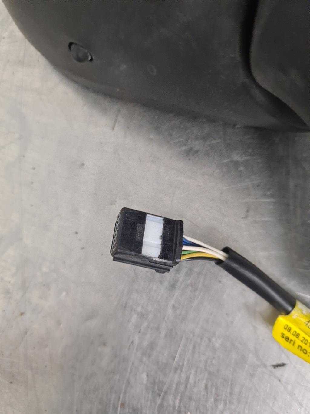 Retrovisor derecho RENAULT CLIO 4 PHASE 1 Diésel - 1