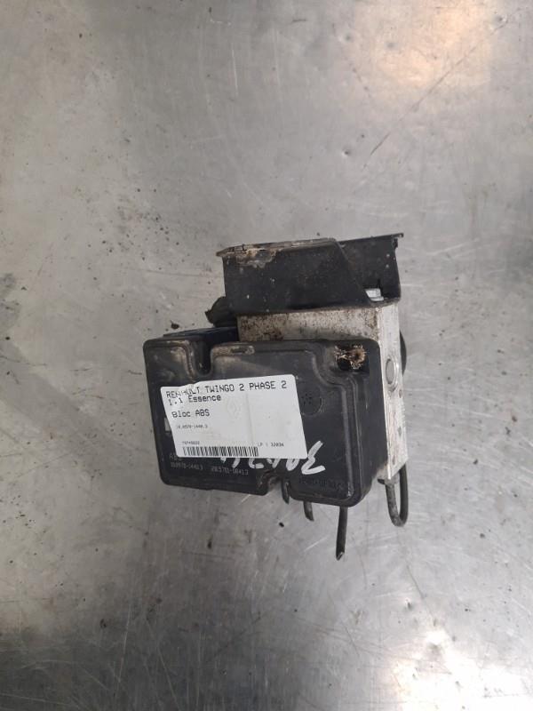 Bloc ABS (freins anti-blocage) RENAULT TWINGO 2 PHASE 2 Essence - 1