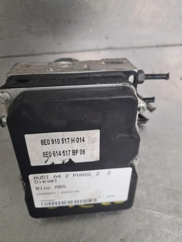 Bloc ABS (freins anti-blocage) AUDI A4 2 PHASE 2 Diesel - 1
