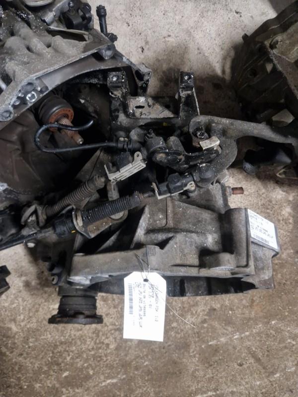 Boite de vitesses VOLKSWAGEN FOX Essence - 1