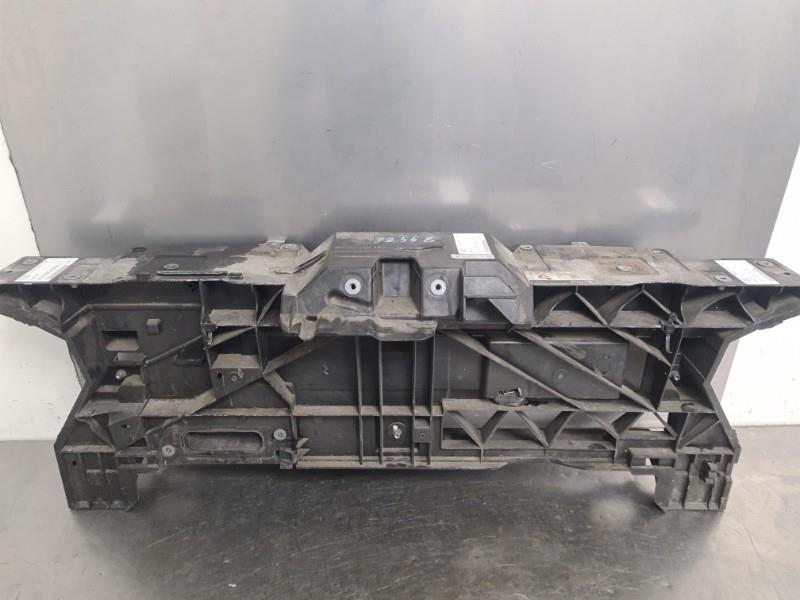 Face avant PEUGEOT TRAVELLER Diesel - 1