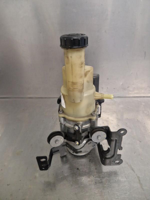 Pompe de direction PEUGEOT TRAVELLER Diesel - 1