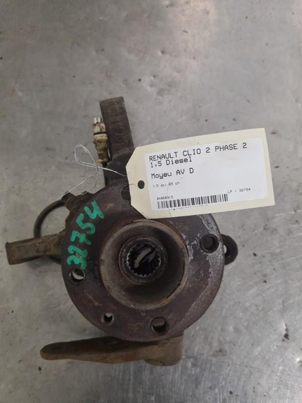 Moyeu avant droit RENAULT CLIO 2 PHASE 2 Diesel - 1