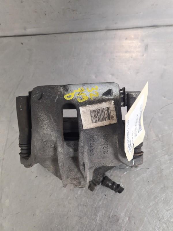 Etrier avant droit (freinage) CITROEN C3 3 PHASE 1 Essence - 1