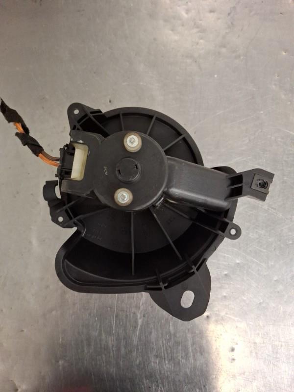 Pulseur d'air FIAT PUNTO EVO 3 Essence - 1