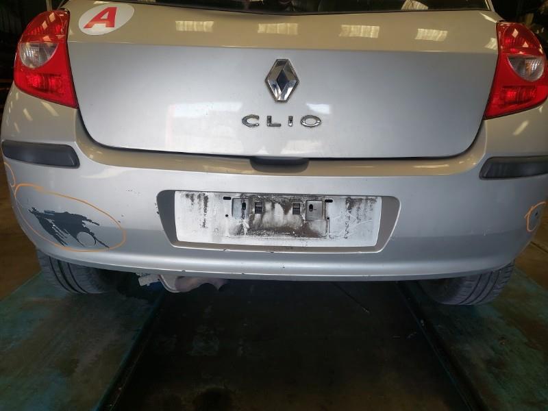 Pare choc arriere RENAULT CLIO 3 PHASE 1 Diesel - 1