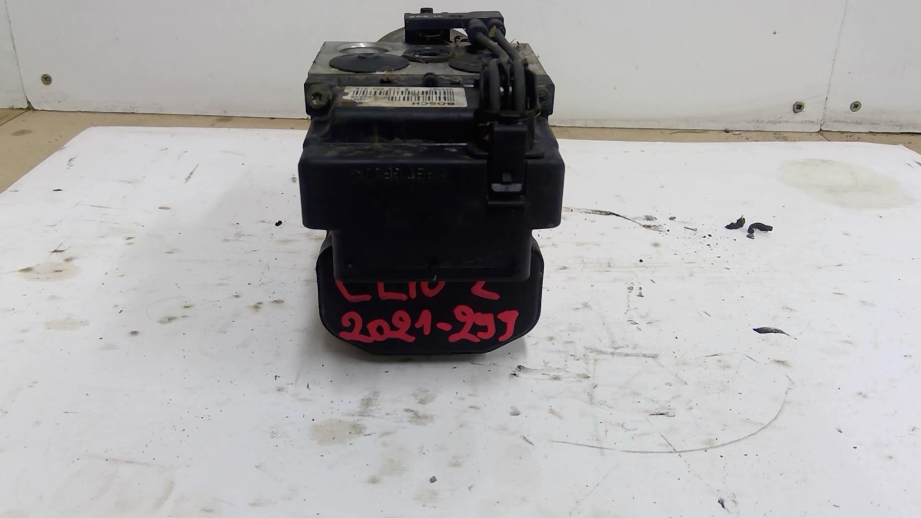 Bloc ABS (freins anti-blocage) RENAULT CLIO 2 PHASE 1 Diesel - 1