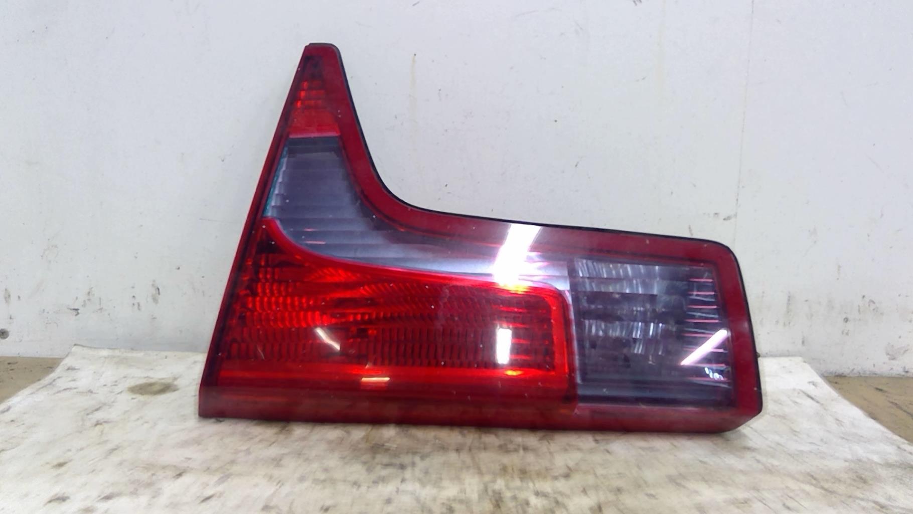 Feu arriere secondaire droit (feux) CITROEN C5 2 Diesel - 1