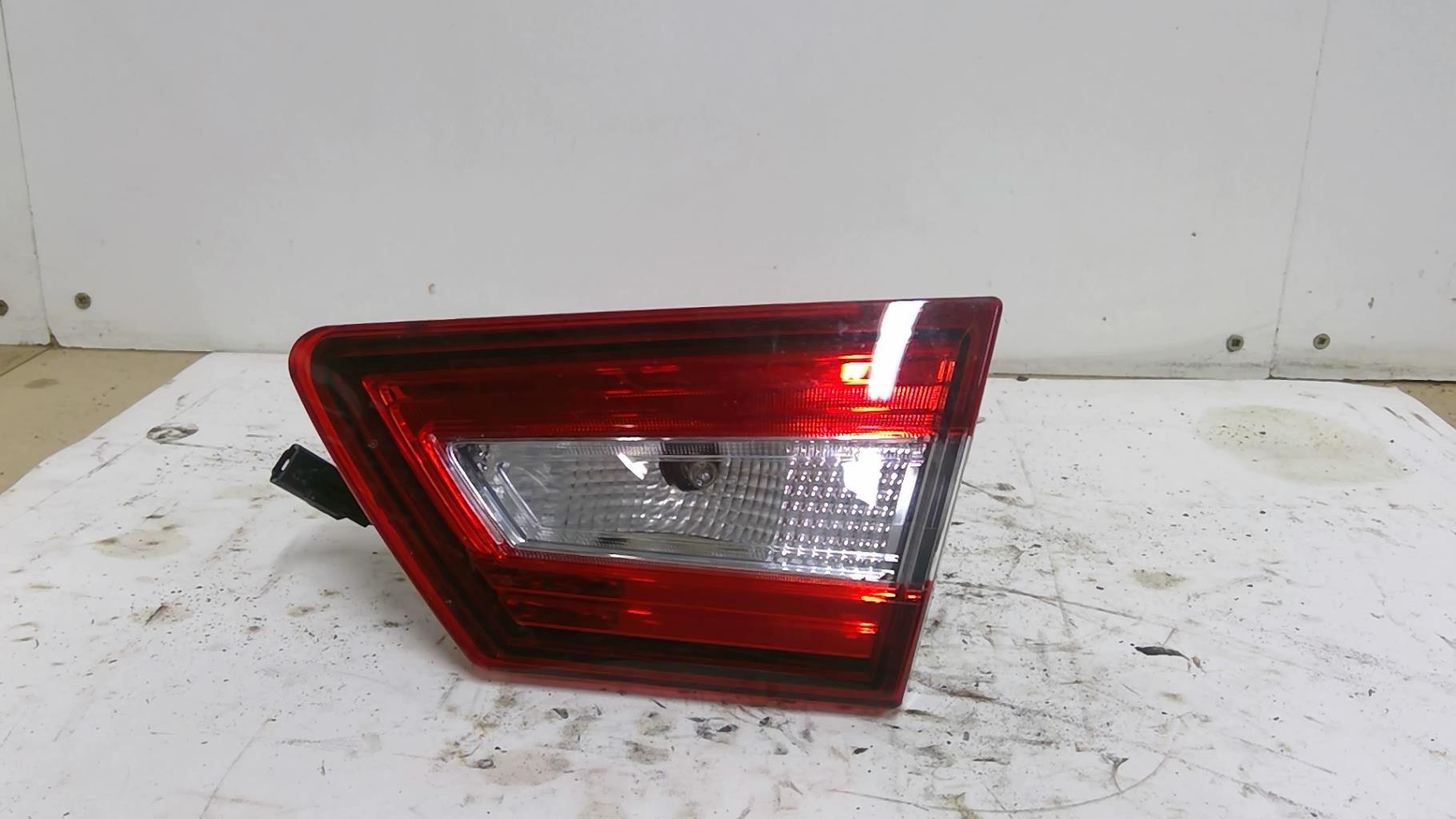 Feu arriere secondaire droit (feux) RENAULT CLIO 4 PHASE 2 Essence - 1