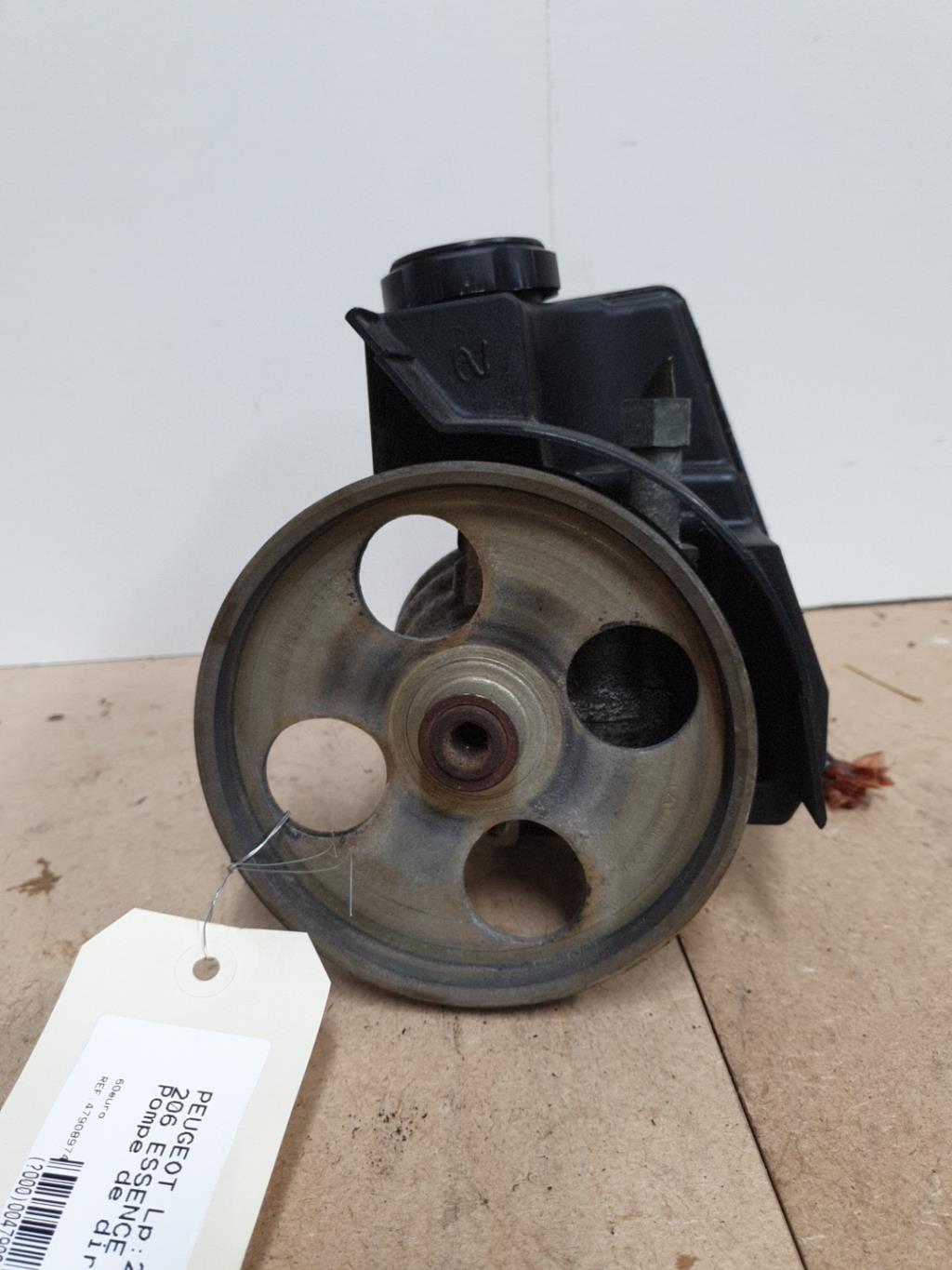 Pompe de direction PEUGEOT 206 Essence - 1