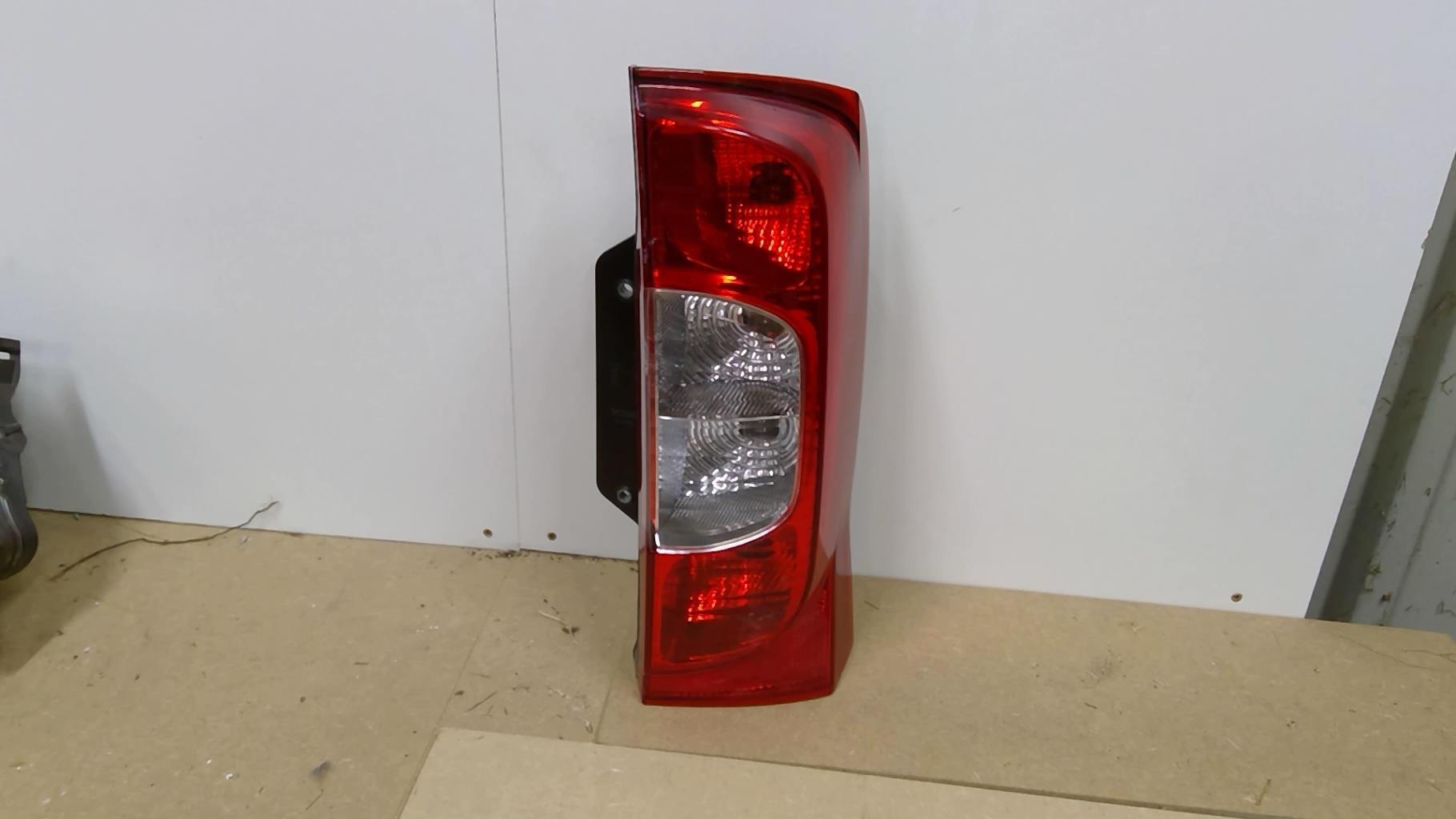 Feu arriere principal droit (feux) CITROEN NEMO Diesel - 1