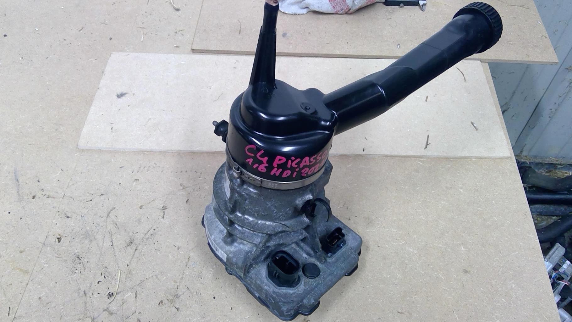 Pompe de direction CITROEN C4 GRAND PICASSO 1 Diesel - 1
