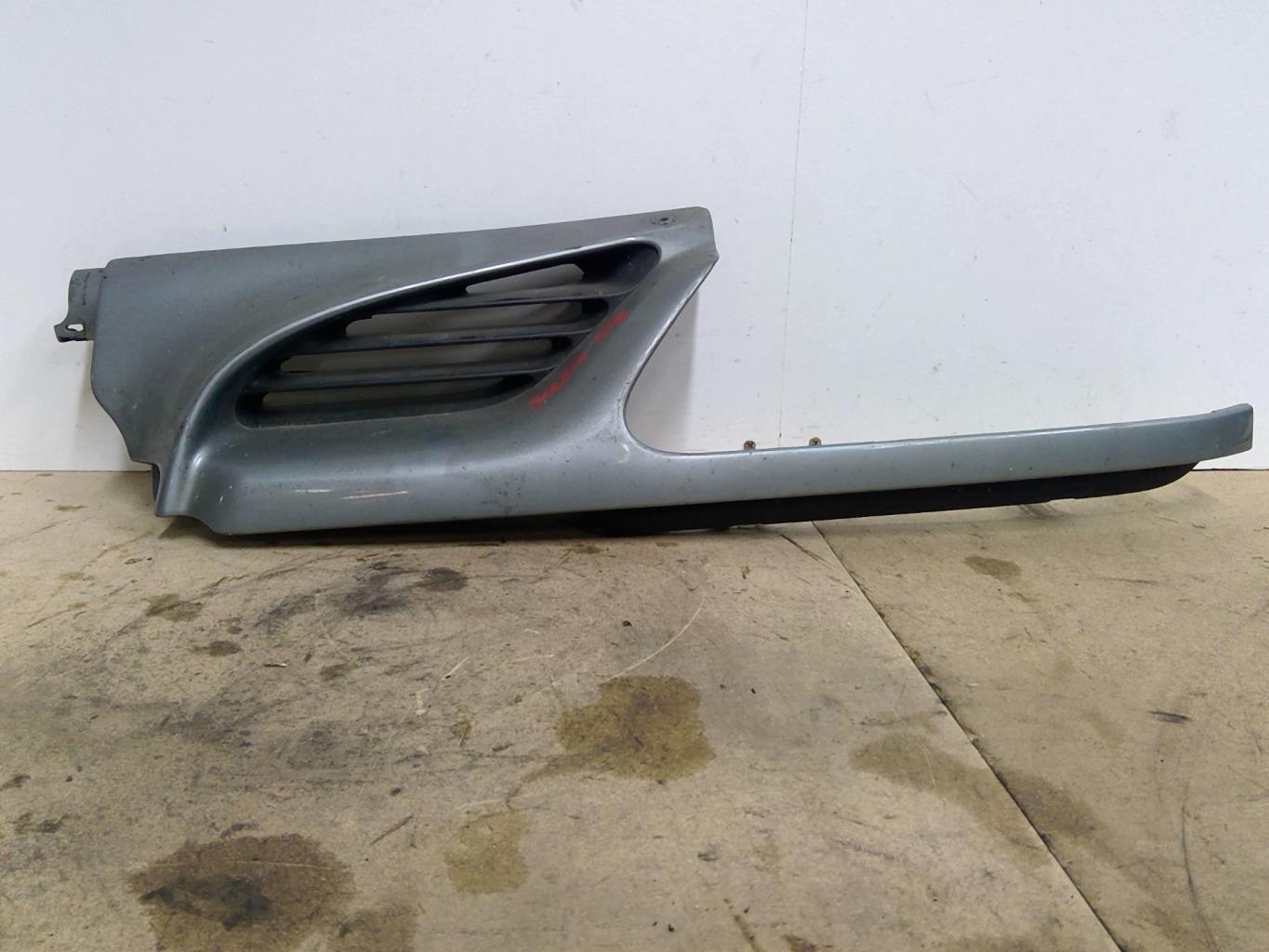 Calandre gauche RENAULT SCENIC 1 PHASE 1 Diesel - 1