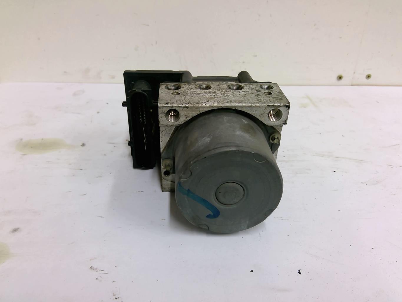 Bloc ABS (freins anti-blocage) RENAULT MEGANE 2 PHASE 1 Diesel - 1