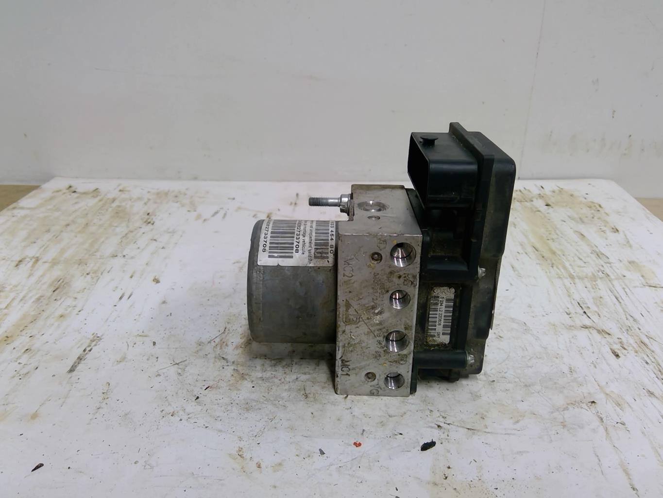 Bloc ABS (freins anti-blocage) CITROEN C4 1 PHASE 1 COUPE Diesel - 1