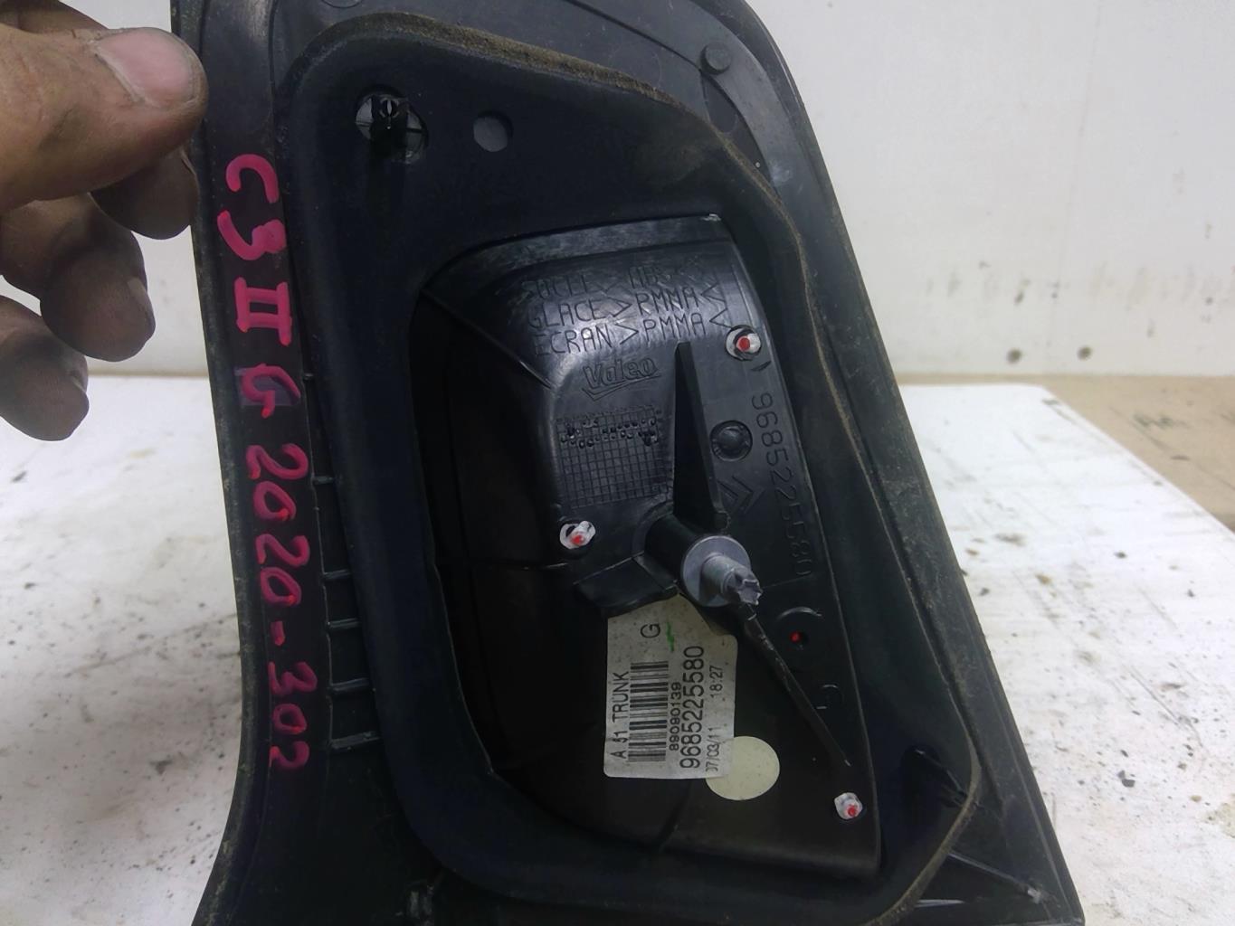 Feu arriere secondaire gauche (feux) CITROEN C3 2 PHASE 1 Diesel - 1