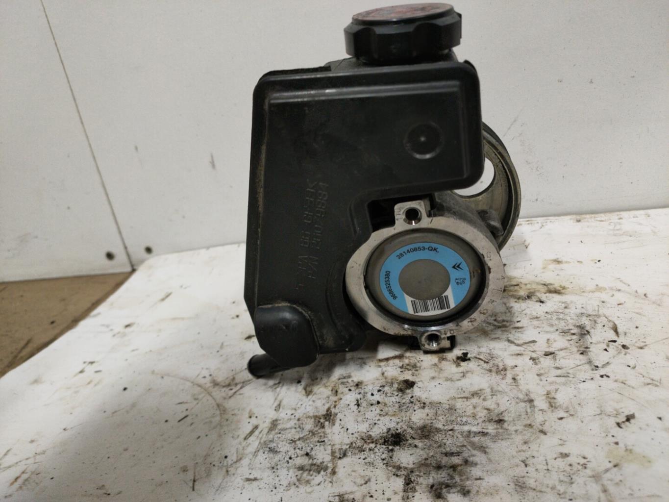 Pompe de direction PEUGEOT 206+ Diesel - 1