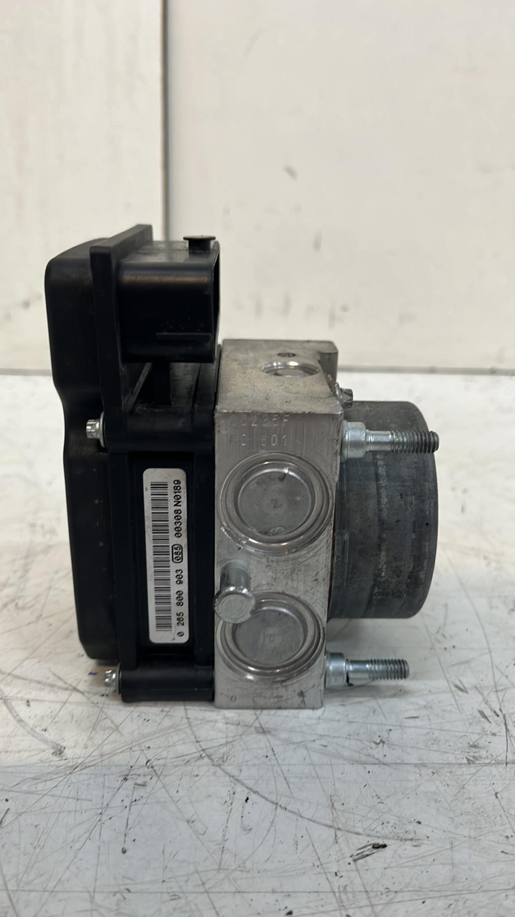 Bloc ABS (freins anti-blocage) DACIA DUSTER 1 PHASE 1 Diesel - 1