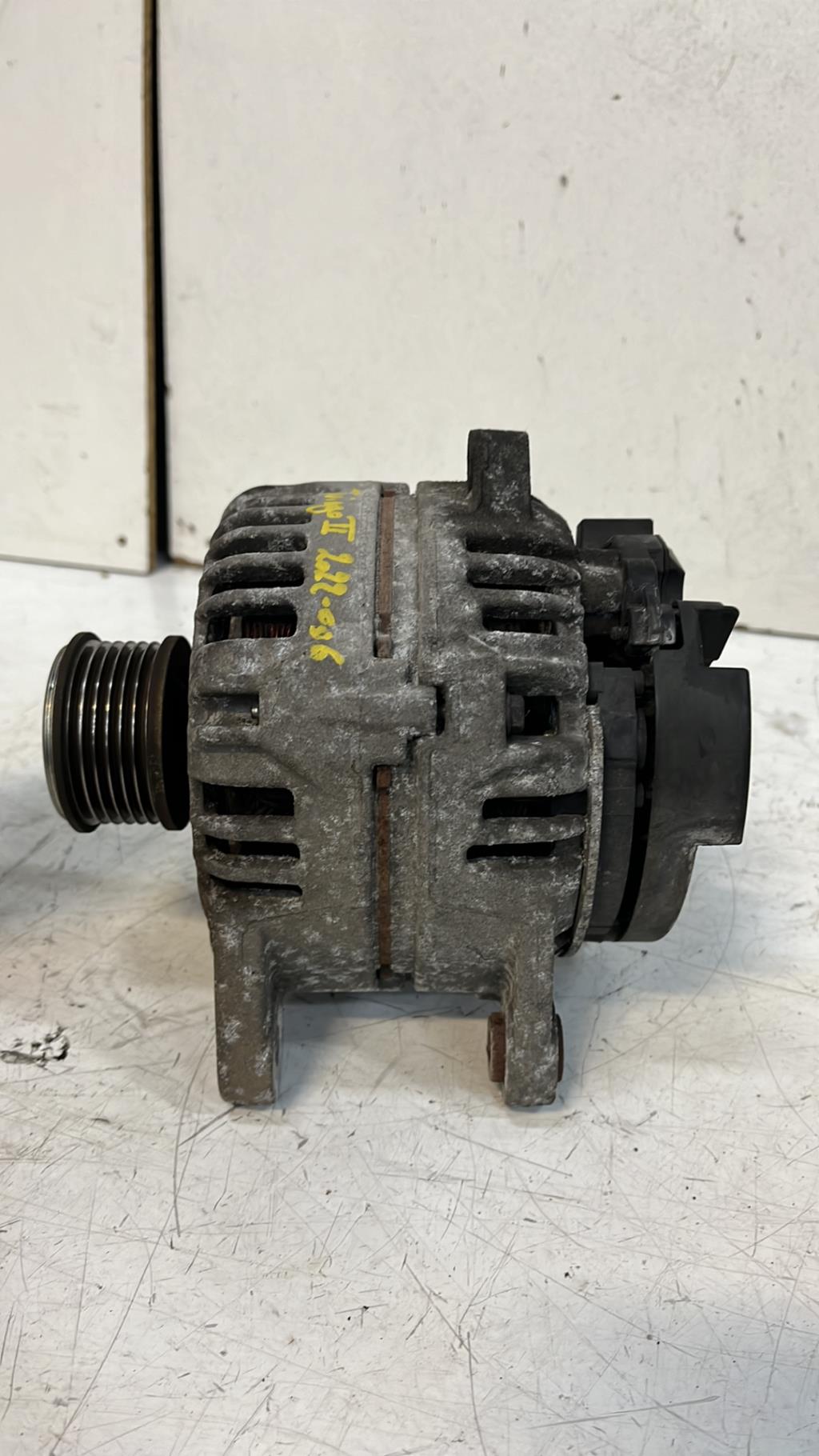 Alternateur RENAULT TWINGO 2 PHASE 2 Diesel - 1