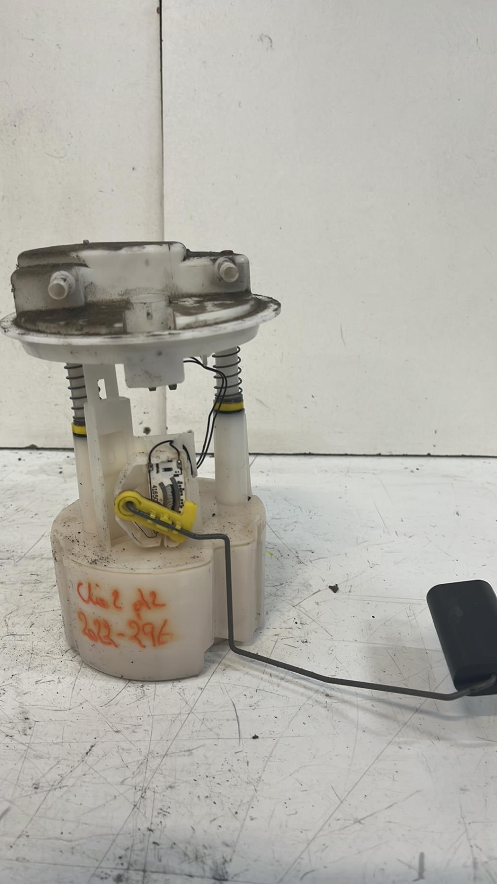 Pompe à carburant RENAULT CLIO 2 PHASE 2 Diesel - 1
