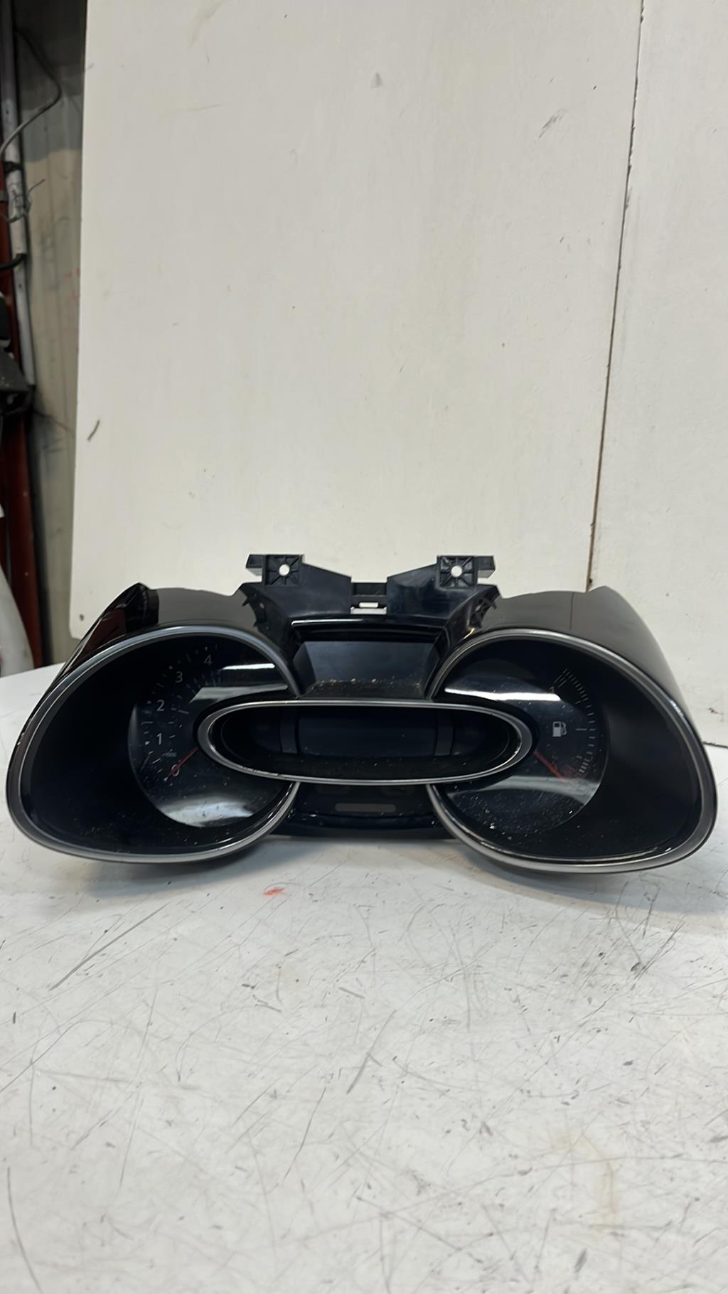 Compteur RENAULT CLIO 4 PHASE 2 Diesel - 1