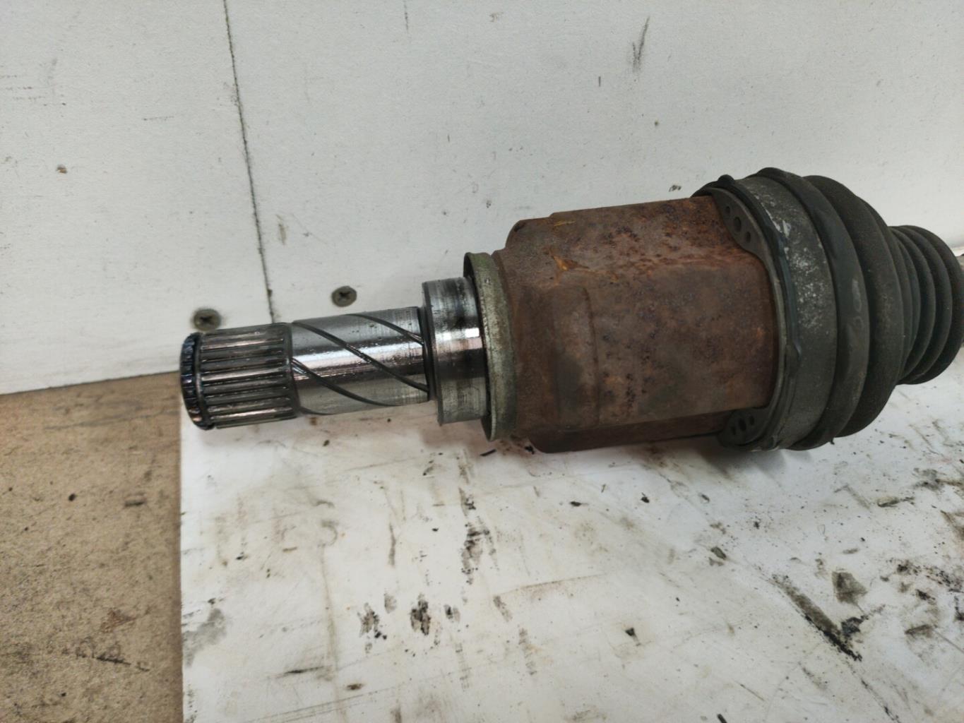 Cardan gauche (transmission) RENAULT TWINGO 3 PHASE 1 Essence - 1