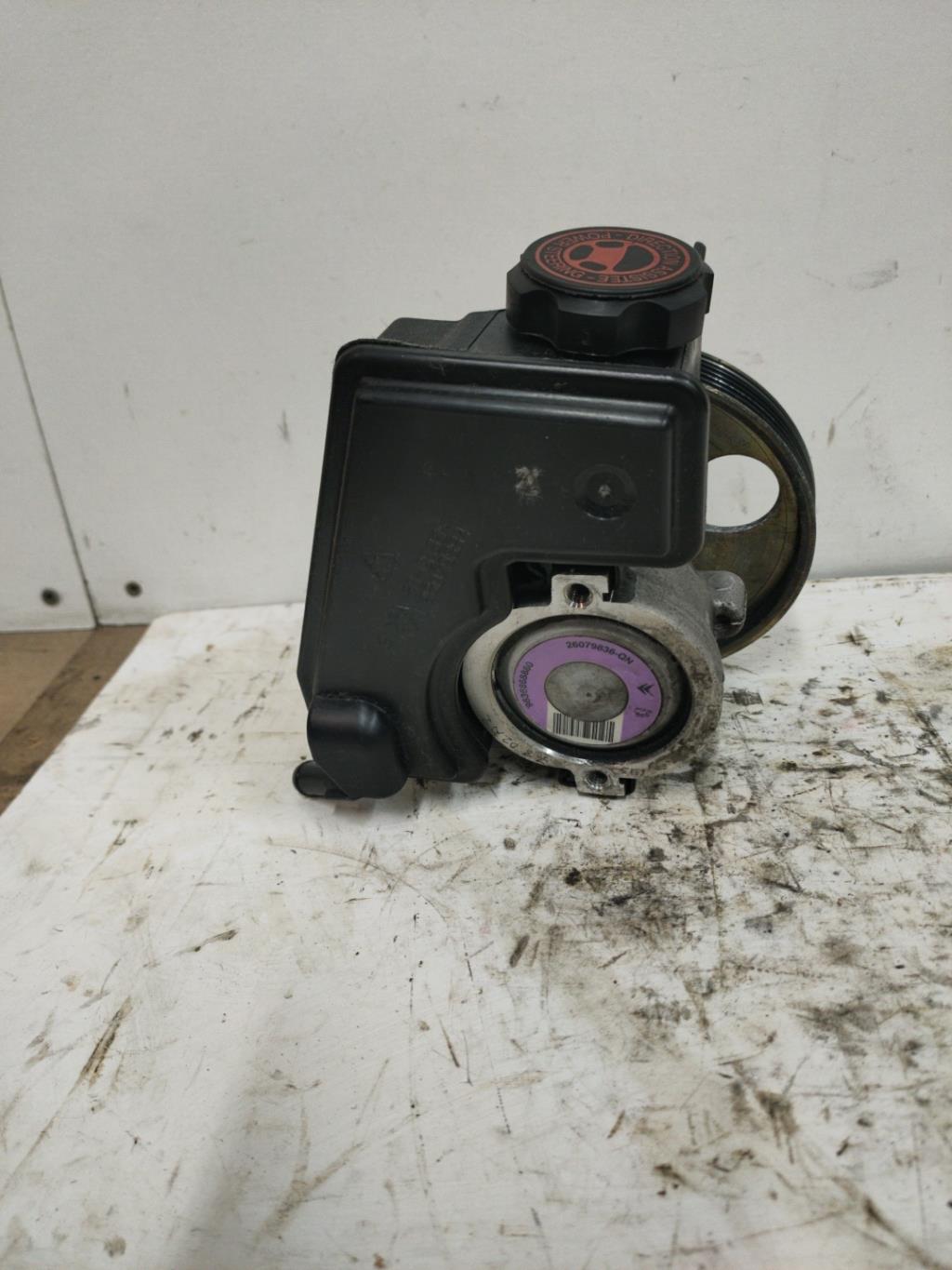 Pompe de direction CITROEN XSARA PHASE 2 Essence - 1