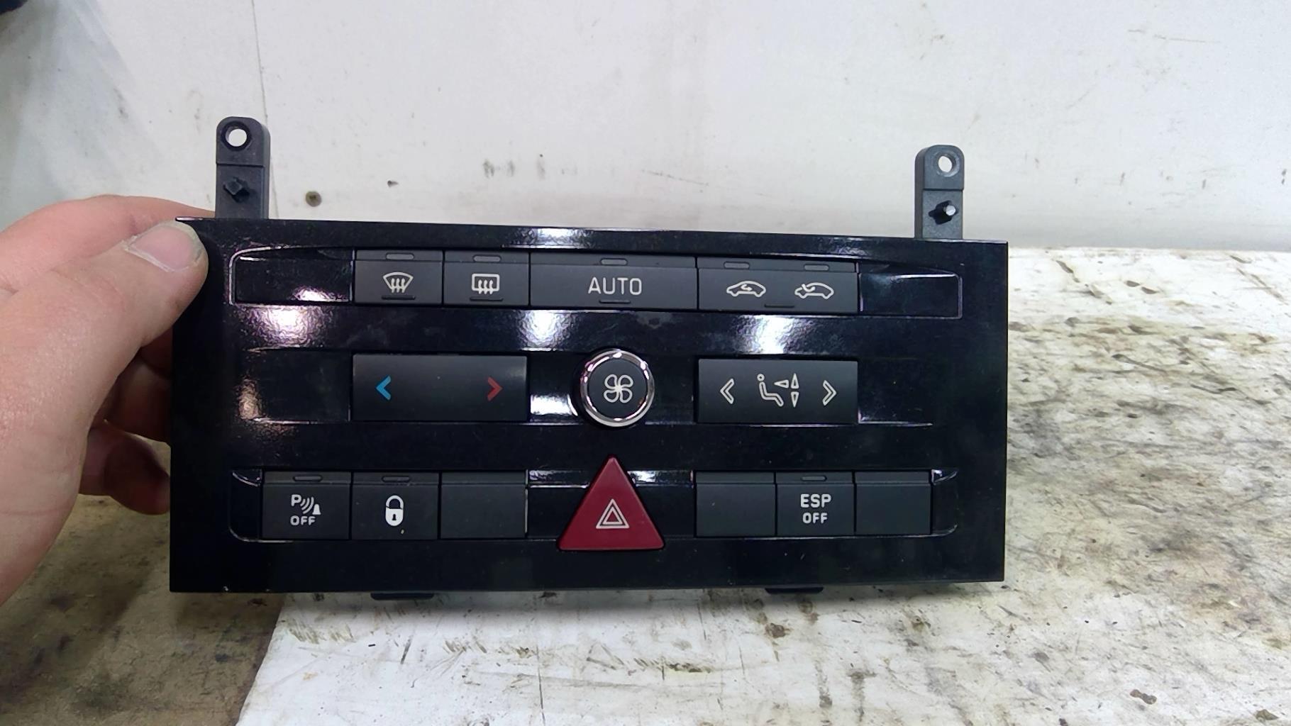 Commande chauffage PEUGEOT 407 PHASE 2 BREAK Diesel - 1