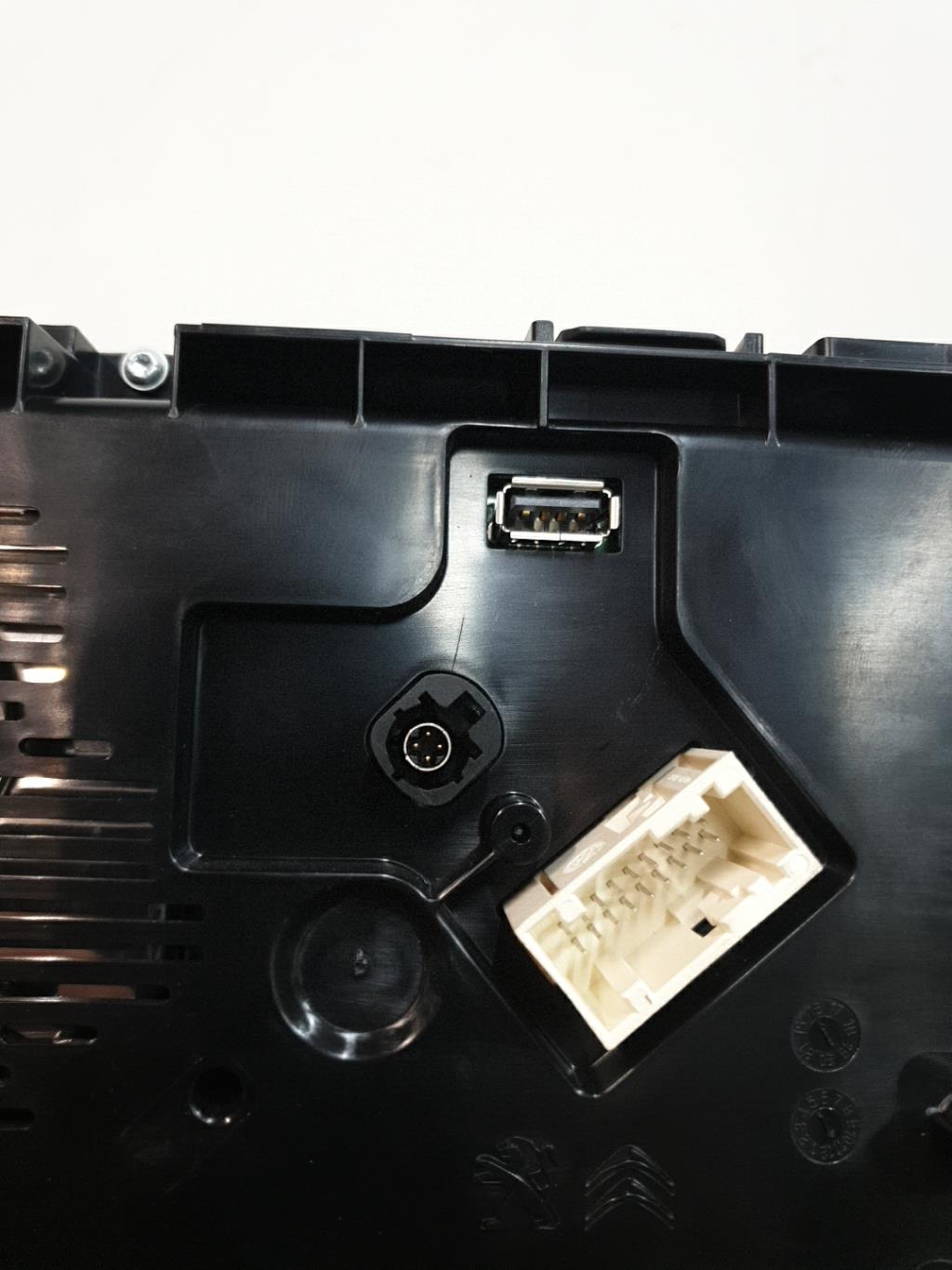 Compteur PEUGEOT 3008 2 PHASE 1 Diesel - 1