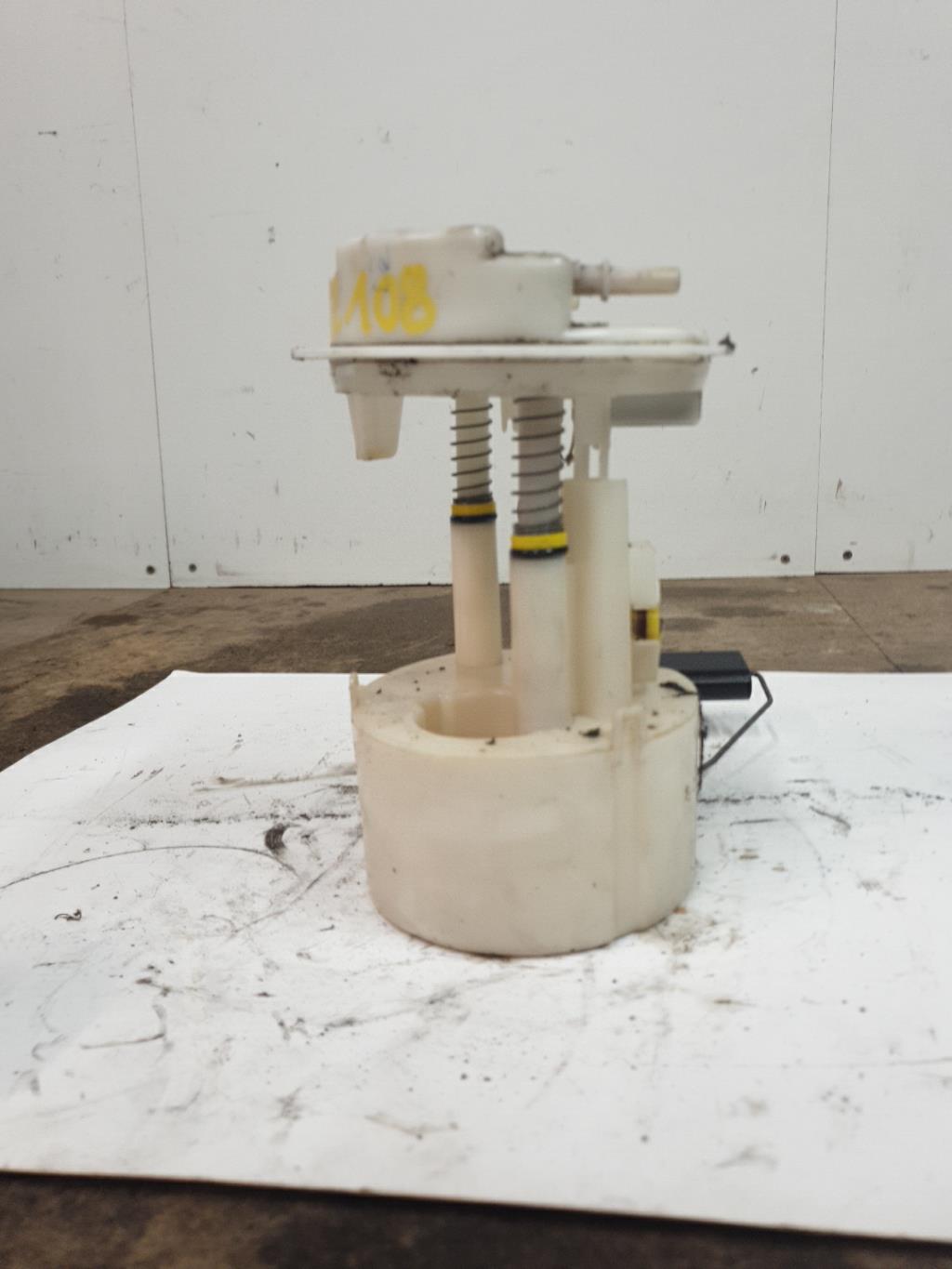 Pompe à carburant RENAULT CLIO 2 PHASE 2 Diesel - 1