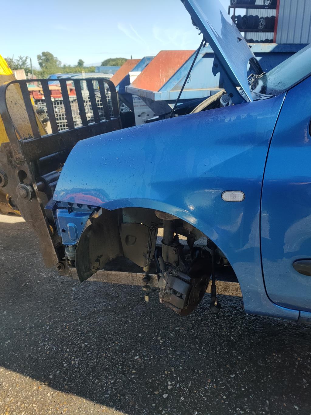 Aile avant gauche RENAULT CLIO 2 PHASE 2 Diesel - 1