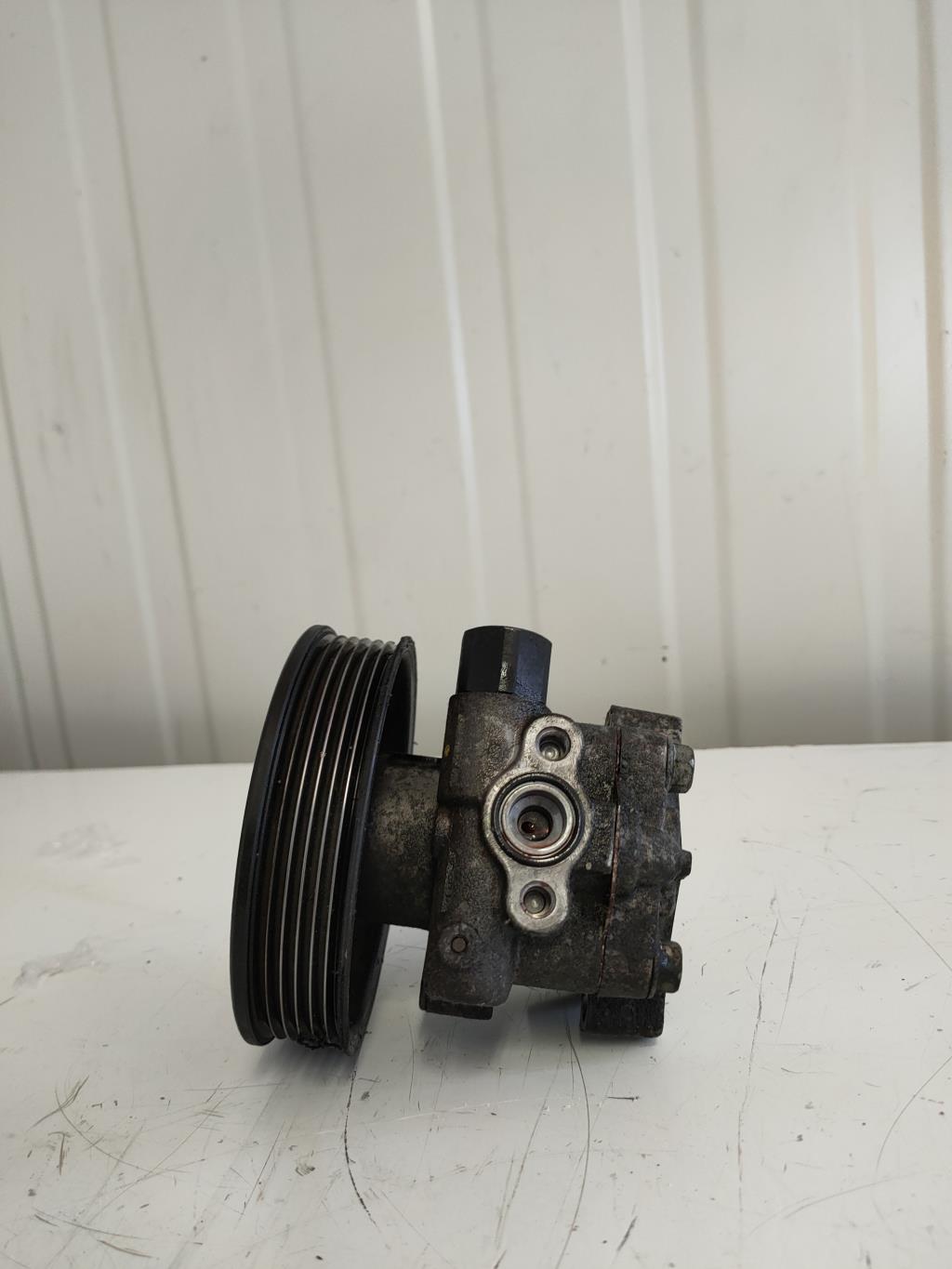 Pompe de direction HYUNDAI SANTA FE 2 PHASE 1 Diesel - 1