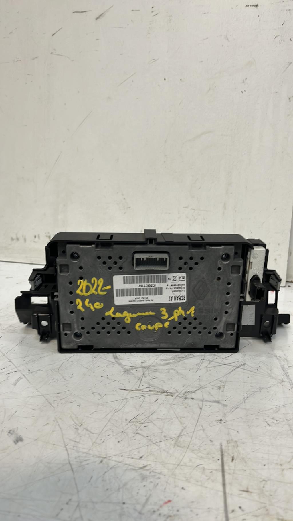 Ecran GPS RENAULT LAGUNA 3 PHASE 1 COUPE Diesel - 1