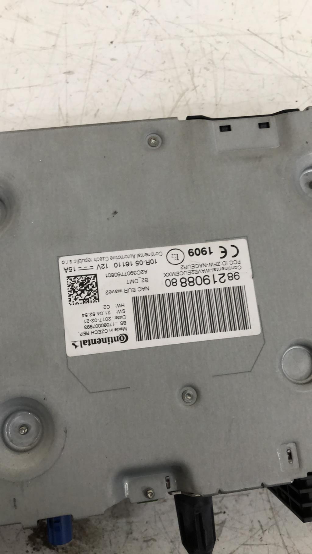 Autoradio d'origine DS DS5 PHASE 2 Diesel - 1
