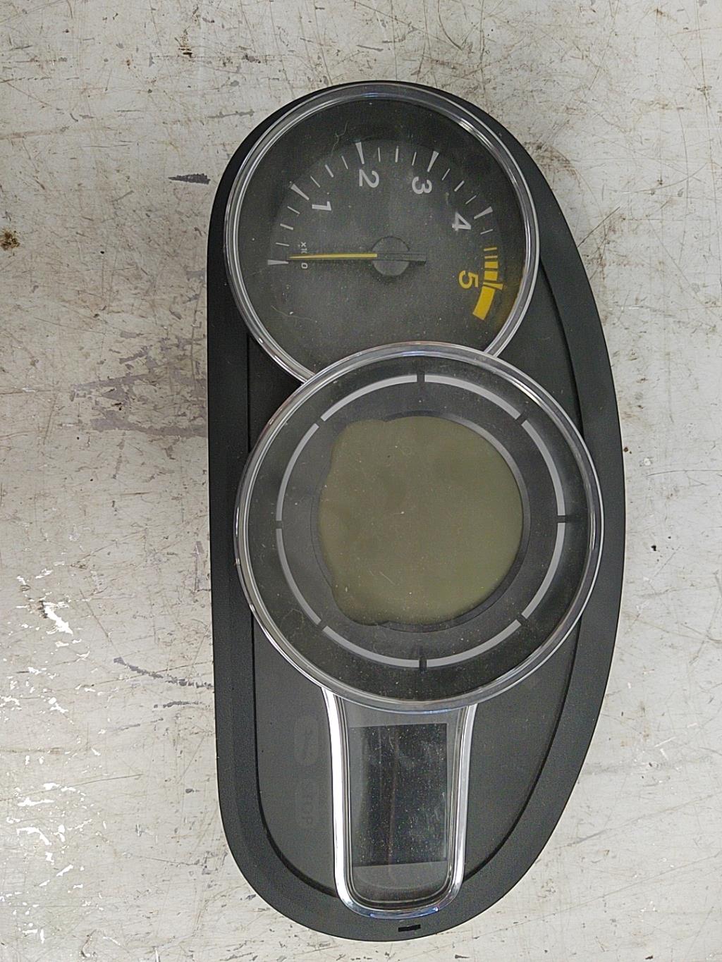 Compteur RENAULT MEGANE 3 PHASE 1 Diesel - 1