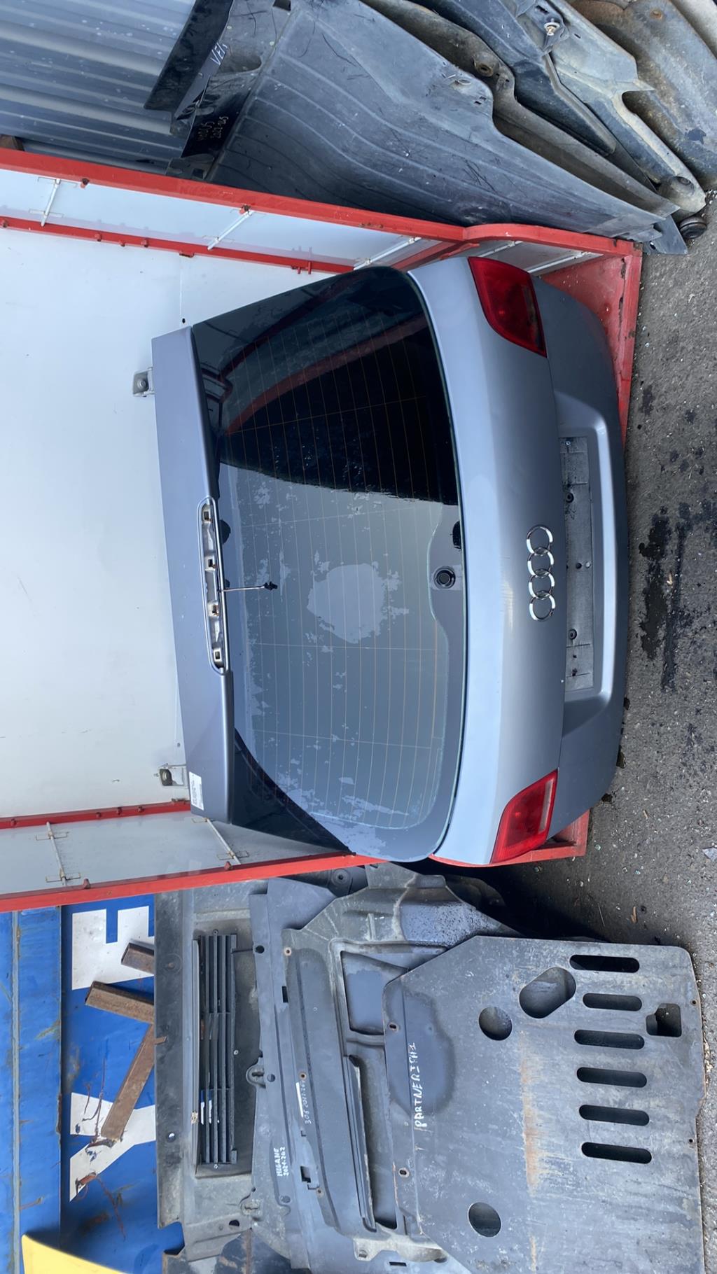 Malle/Hayon arriere AUDI A3 2 SPORTBACK PHASE 1 Diesel - 1