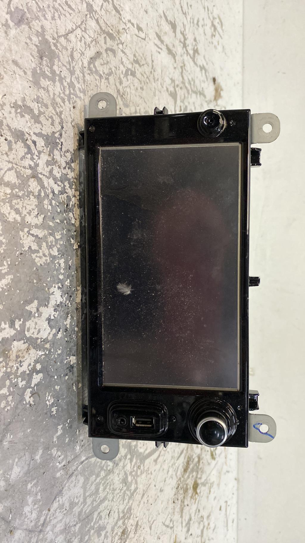 Autoradio d'origine RENAULT CLIO 4 PHASE 2 Diesel - 1