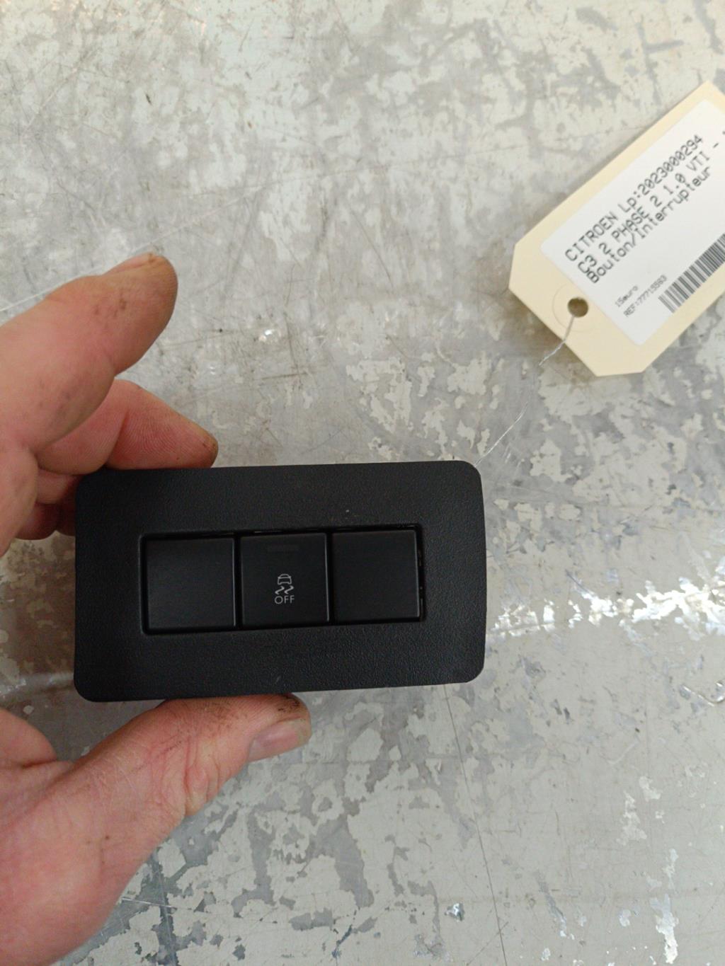 Bouton/Interrupteur CITROEN C3 2 PHASE 2 Essence - 1