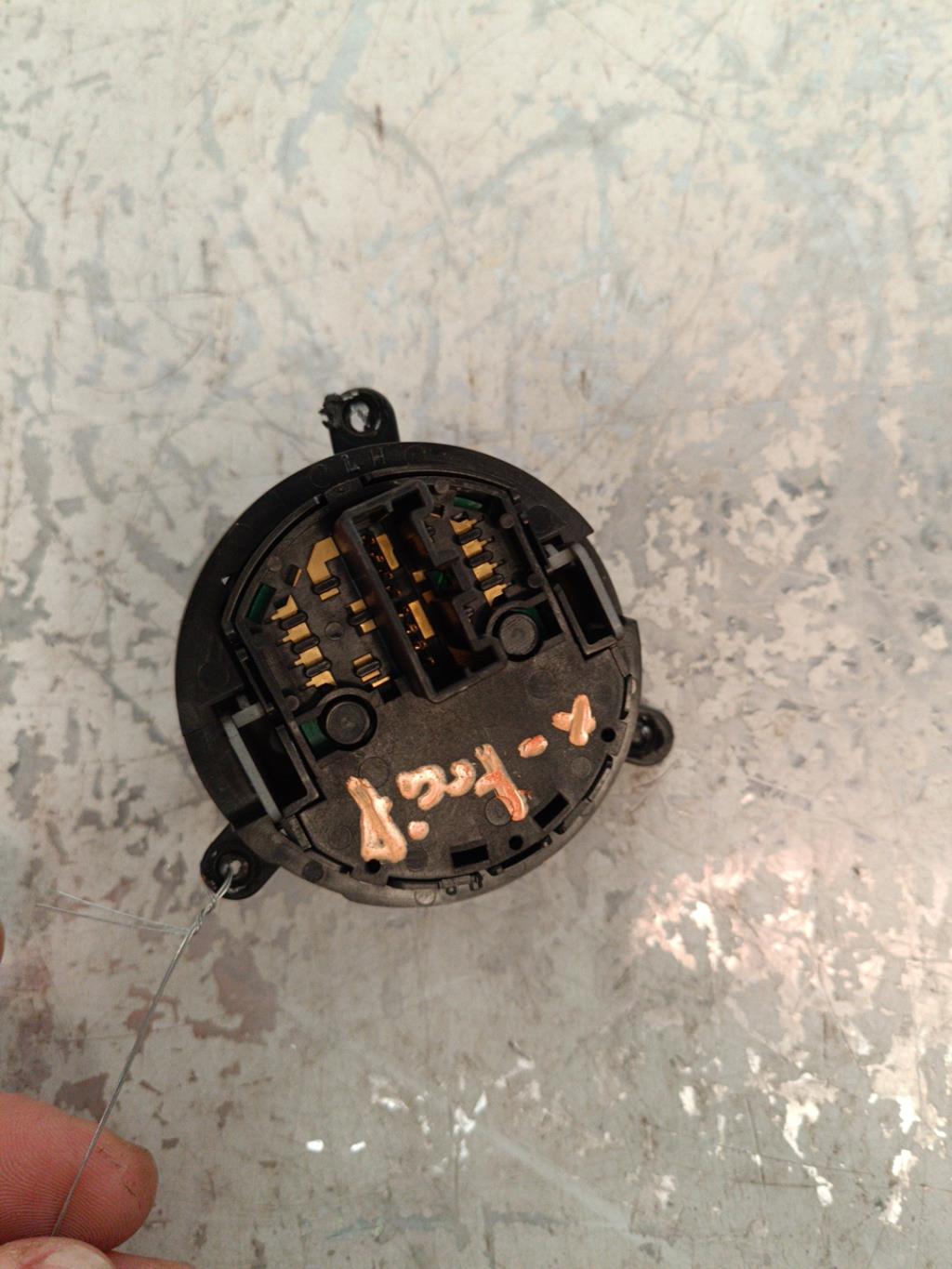 Bouton/Interrupteur NISSAN X-TRAIL 1 PHASE 2 Diesel - 1