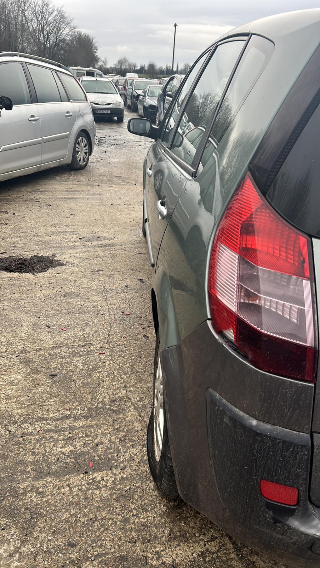 Boite a air RENAULT SCENIC 2 PHASE 1 Diesel - 1